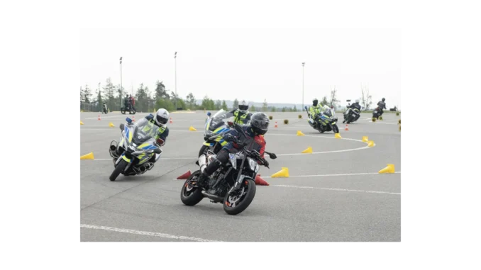 Bezpečnostní kurzy Učme se přežít pro motorkáře