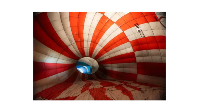 Auber na Milan Design Weeku s instalací Keep Your Bubble