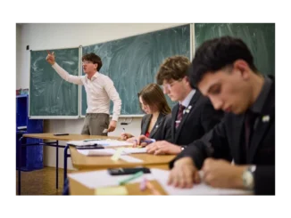 Debata na magistrátu: Studenti z Mensa gymnázia zvítězili