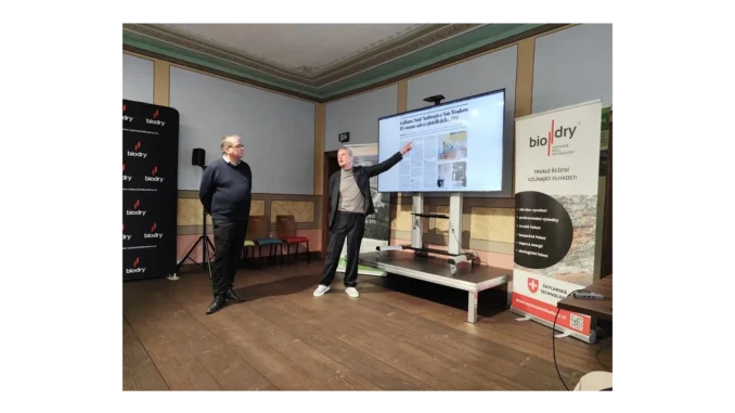 Problémy s omítkami a vlhkostí v historických budovách