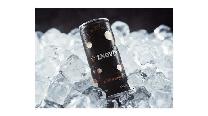 ZNOVÍN přináší víno v plechovce a novinky pro milovníky