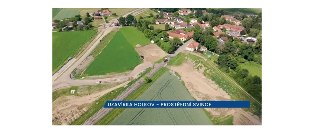 Dálnice a uzavírka silnice II/155 z Holkova