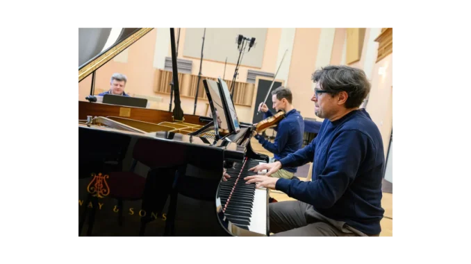 Navona Records vydává nové album Josepha Summera