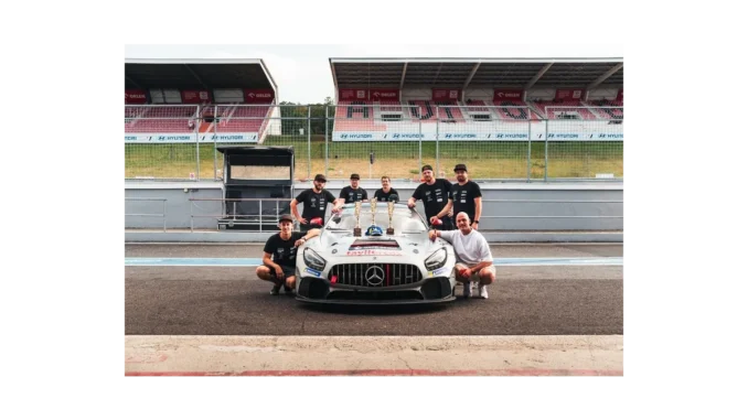 Drivers Club slaví úspěch v Mostě s GT4